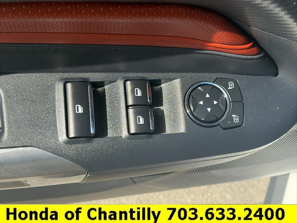 Used 2025 Ford Mustang Premium RWD image 19