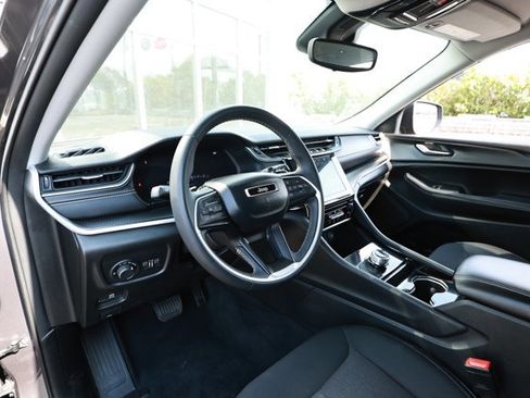 Certified 2023 Jeep Grand Cherokee L Laredo RWD image 26