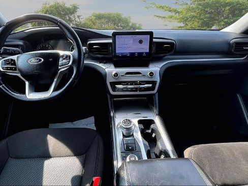 Certified 2023 Ford Explorer XLT AWD/4WD image 15