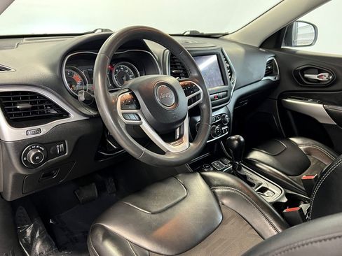 Used 2022 Jeep Cherokee Latitude w/ Sun & Sound Group image 26