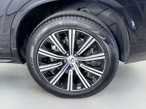 Used 2025 Volvo XC90 B6 Ultra image 33
