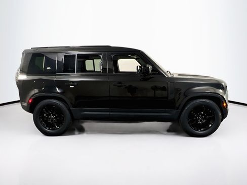 Used 2024 Land Rover Defender 110 S AWD/4WD image 4