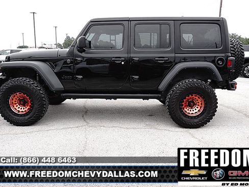 Used 2024 Jeep Wrangler Unlimited Sport AWD/4WD image 4