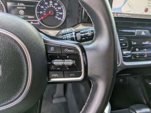 Used 2022 Kia Sorento S w/ Panoramic Sunroof Package AWD/4WD image 30