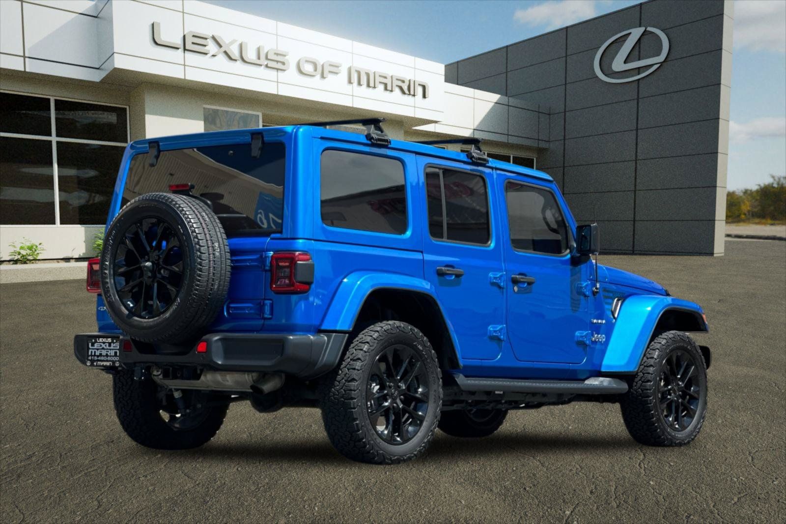 Used 2021 Jeep Wrangler Unlimited Sahara w/ Cold Weather Group AWD/4WD image 8