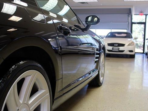 Used 2007 Chrysler Crossfire Coupe image 27