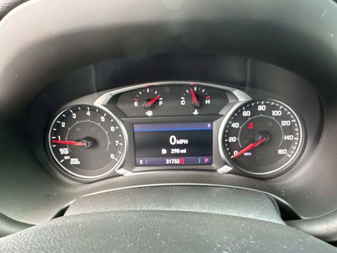Used 2022 GMC Terrain SLT w/ LPO, Floor Liner Package FWD image 33