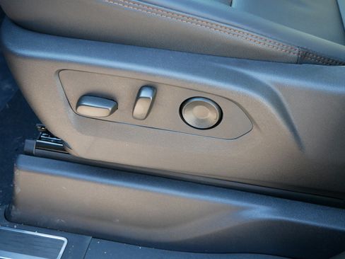 New 2026 GMC Sierra 1500 AT4 w/ AT4 Premium Package image 17