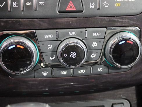 Used 2017 Buick Enclave Premium w/ Experience Buick Package image 46