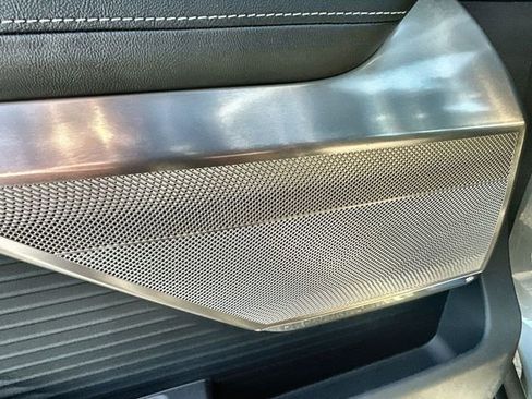 New 2026 Cadillac Vistiq Sport image 25