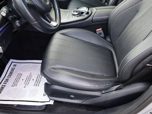 Used 2018 Mercedes-Benz E 300 image 8