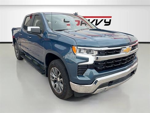 Used 2024 Chevrolet Silverado 1500 LT image 1