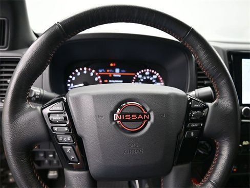Used 2023 Nissan Frontier PRO-4X w/ Pro Convenience Package image 17
