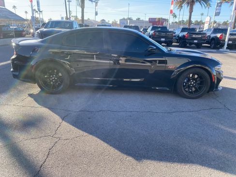 Used 2023 Dodge Charger Scat Pack image 4