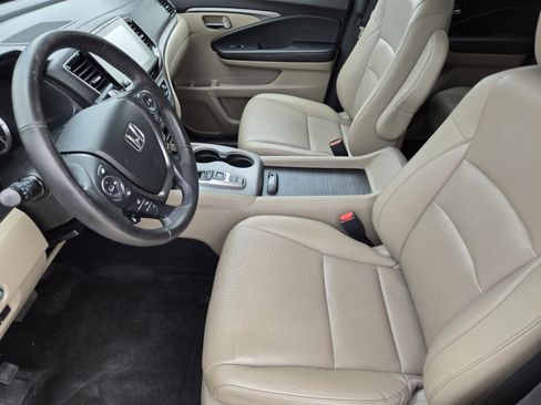 Used 2023 Honda Ridgeline RTL-E image 9