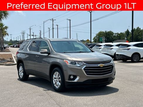 Used 2019 Chevrolet Traverse LT FWD image 8