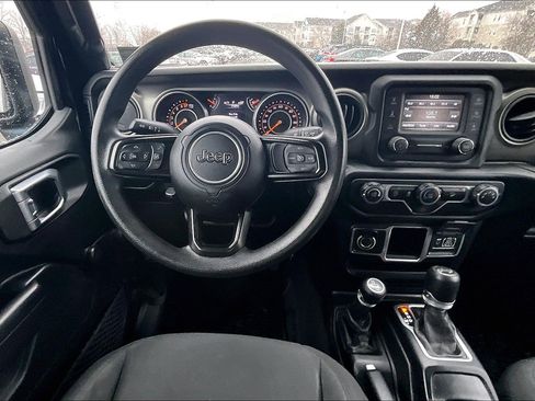 Used 2018 Jeep Wrangler Unlimited Sport image 5