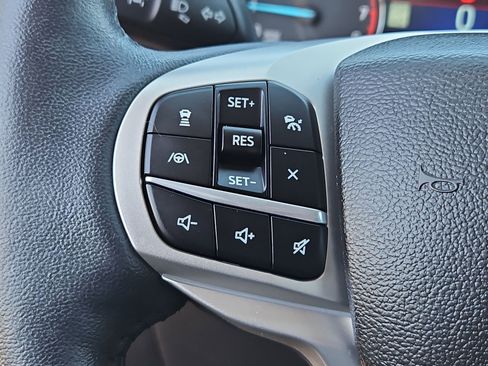 Used 2023 Ford Explorer XLT w/ Equipment Group 202A image 31