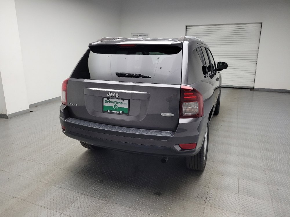 Used 2016 Jeep Compass Latitude AWD/4WD image 7