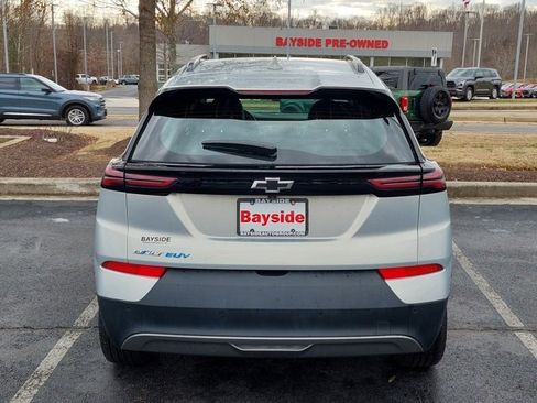 Used 2023 Chevrolet Bolt EUV LT w/ Convenience Package image 20