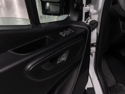 Used 2021 Mercedes-Benz Sprinter 2500 w/ Driver Convenience Package image 5