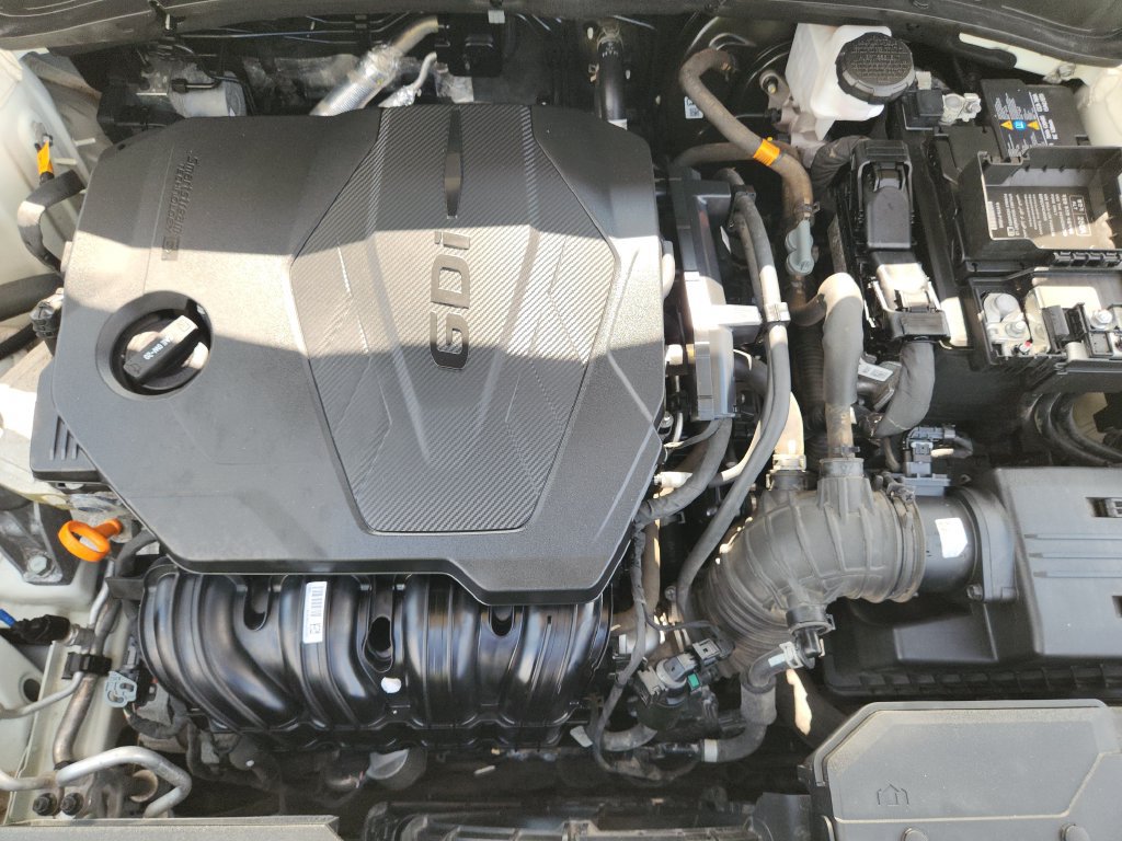 Certified 2024 Kia Sportage LX FWD image 33