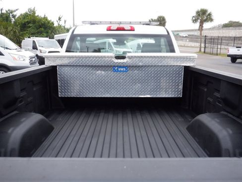 Used 2023 Chevrolet Silverado 1500 W/T w/ Trailering Package RWD image 5