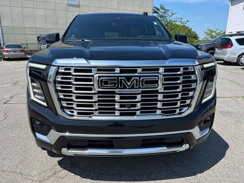 Used 2026 GMC Yukon XL Denali w/ Denali Reserve Package AWD/4WD image 5
