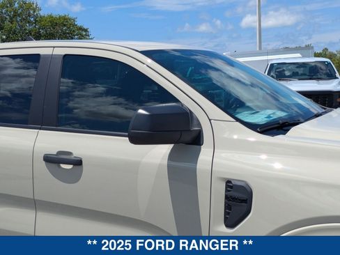 New 2025 Ford Ranger XLT w/ Black Appearance Package AWD/4WD image 11