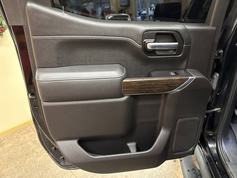 Used 2020 GMC Sierra 1500 Elevation w/ Elevation Value Package AWD/4WD image 24