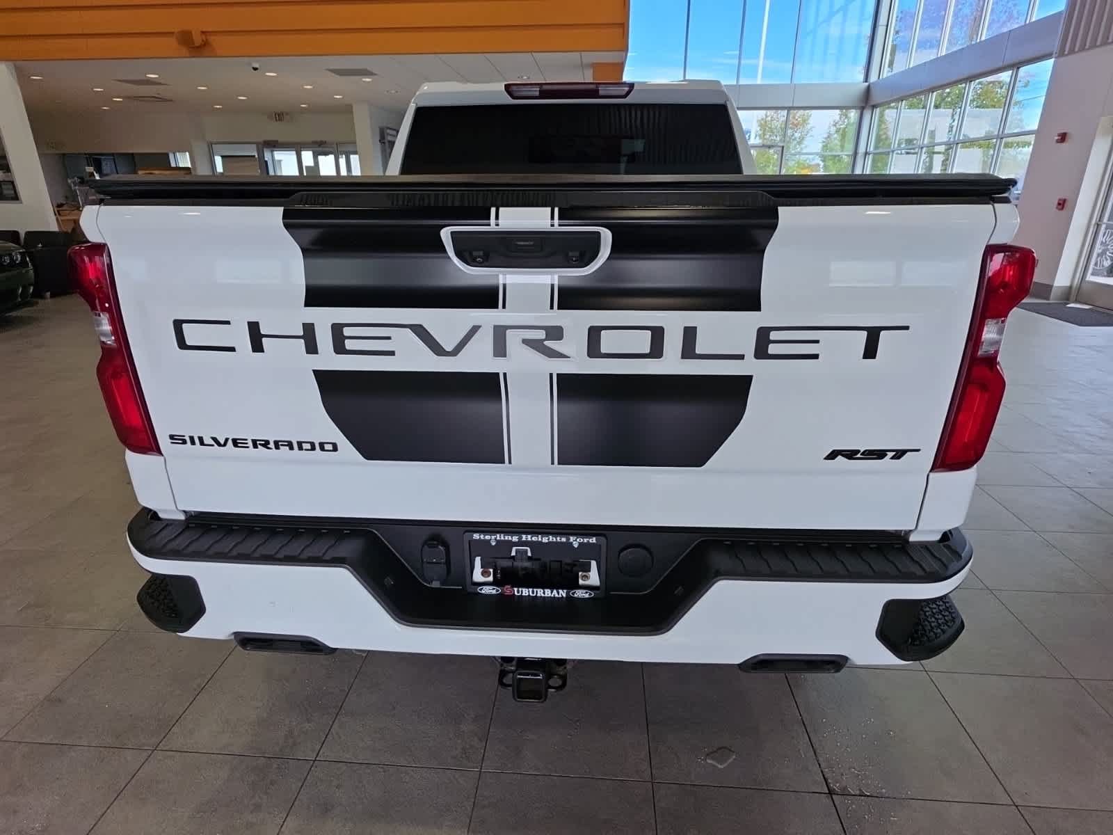 Used 2023 Chevrolet Silverado 1500 RST w/ Rally Edition AWD/4WD image 8