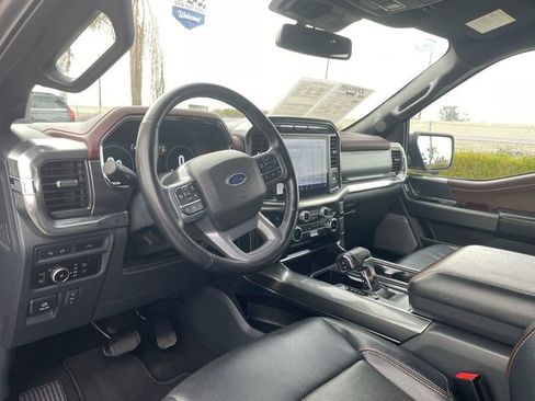 Used 2023 Ford F150 Lariat image 10
