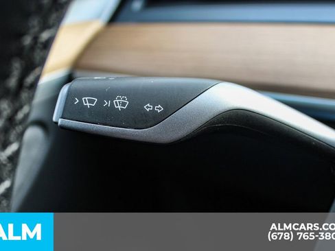 Used 2024 Tesla Model Y Long Range image 29