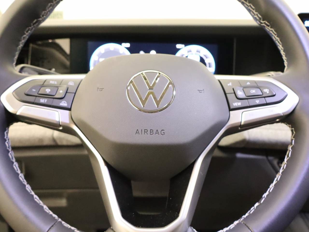 Used 2026 Volkswagen Tiguan S FWD image 13
