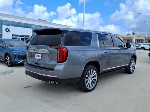 Used 2022 GMC Yukon XL Denali image 6
