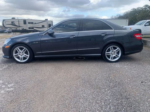 Used 2013 Mercedes-Benz E 350 Sedan image 2