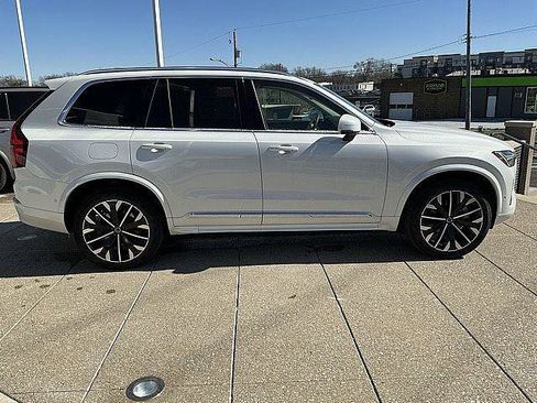 New 2026 Volvo XC90 B6 Ultra w/ Protection Package AWD/4WD image 7