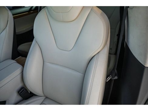 Used 2018 Tesla Model X 75D AWD/4WD image 24