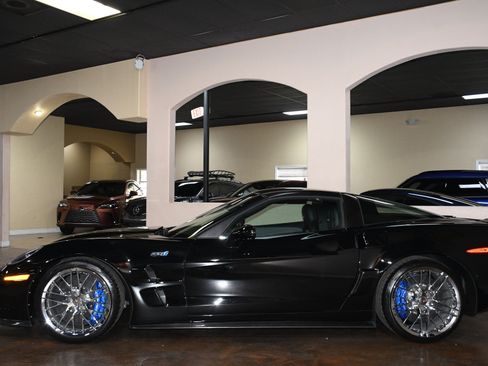 Used 2011 Chevrolet Corvette ZR1 w/ Preferred Equipment Group RWD image 51