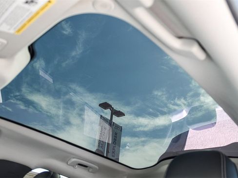 Certified 2024 Ford Mustang Mach-E Premium image 32