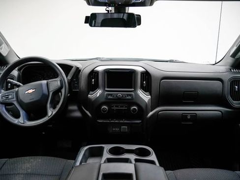 Used 2022 Chevrolet Silverado 1500 Custom AWD/4WD image 26