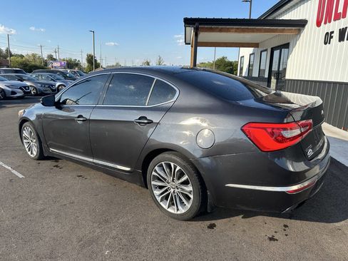 Used 2016 Kia Cadenza Premium image 10