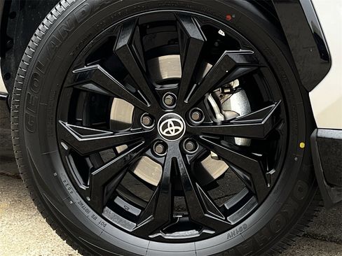 Used 2023 Toyota RAV4 XSE image 31