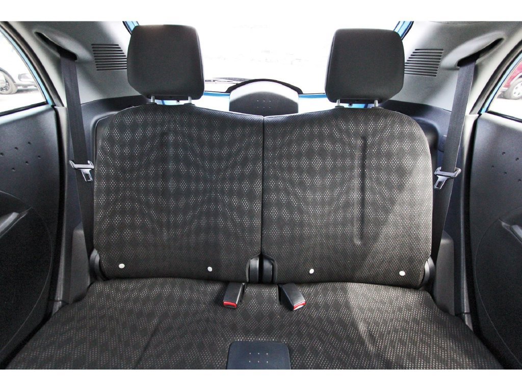 Used 2016 Mitsubishi i ES RWD image 14