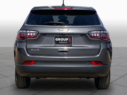 Used 2024 Jeep Compass Sport AWD/4WD image 5