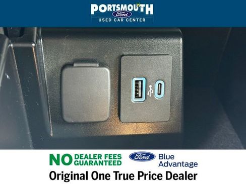 Used 2022 Ford Explorer XLT w/ Equipment Group 202A image 18