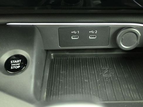 New 2026 Nissan Sentra SR w/ Floor Mat Package image 9