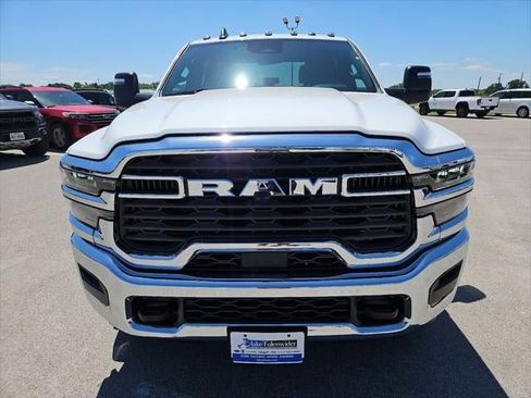 New 2026 RAM 3500 Tradesman AWD/4WD image 42