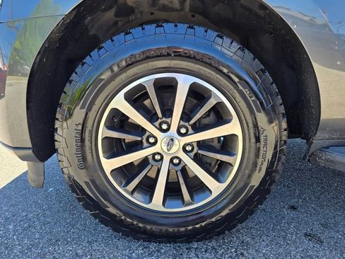 Used 2018 Ford Expedition XLT AWD/4WD image 28