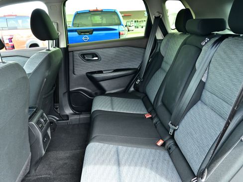 Certified 2023 Nissan Rogue SV AWD/4WD image 14